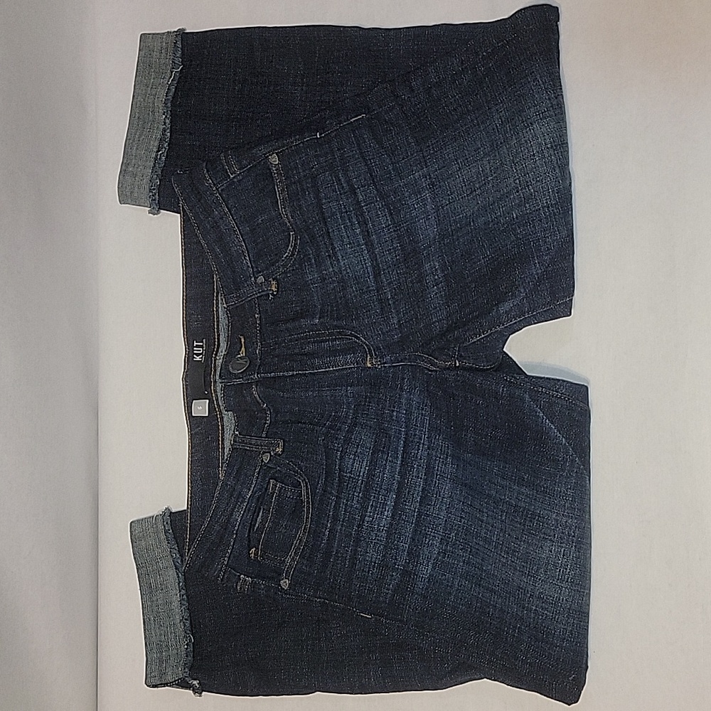 Kut Amy Cropped Straight Leg Jeans